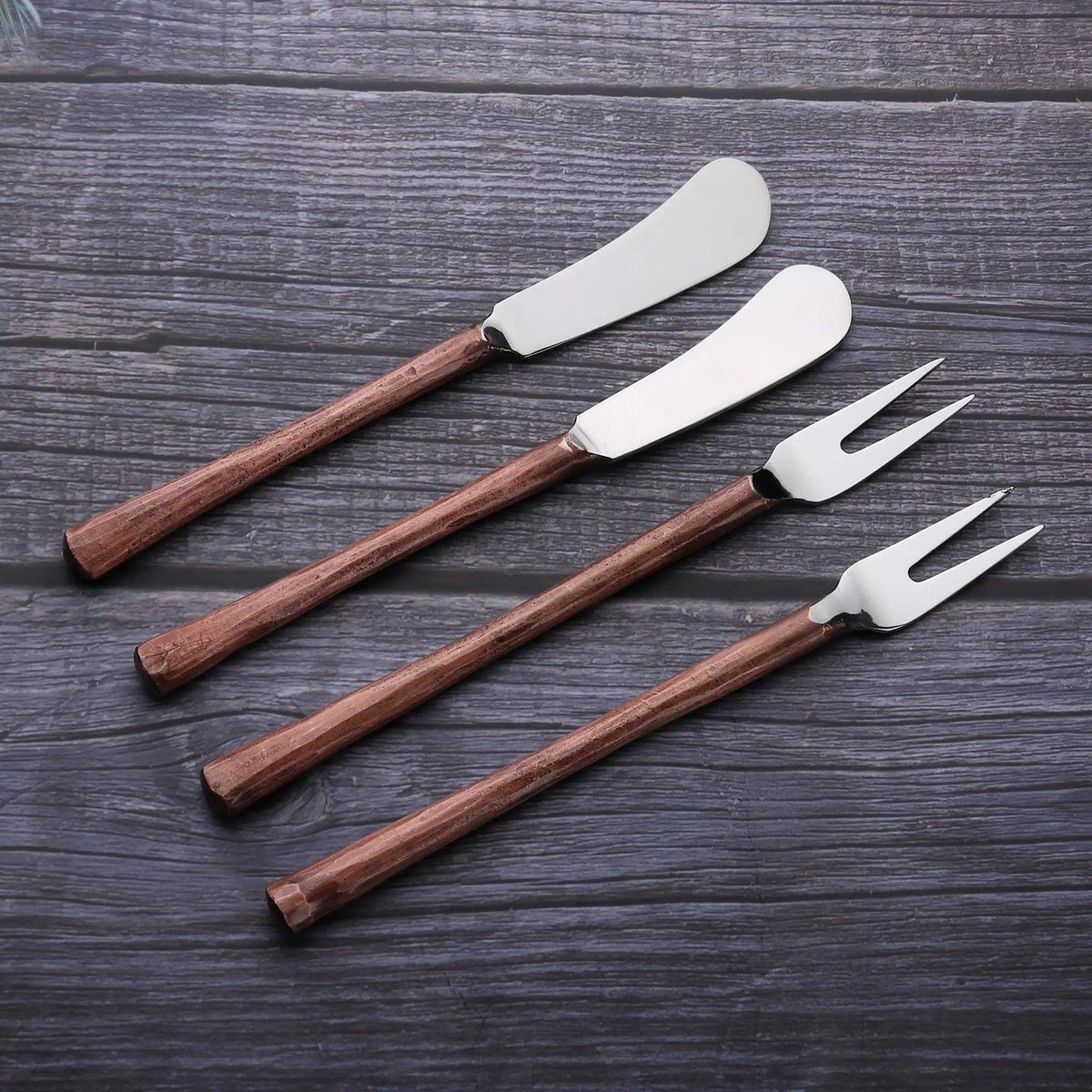MEDICKI CHEESE FORK &amp; SPREADER 4 PC. SET