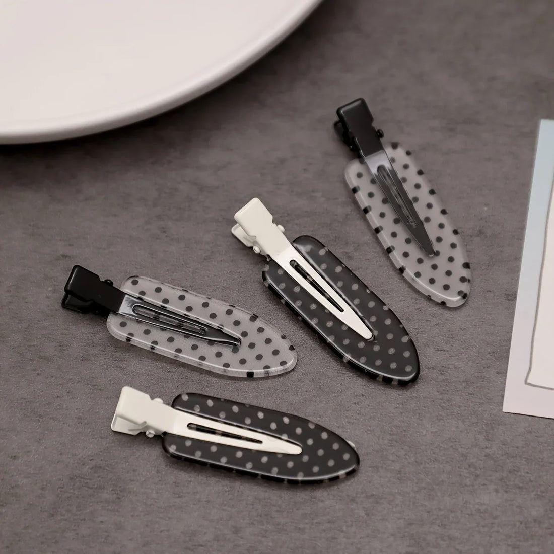 4 pieces/black and white acetic acid traceless hair clip acrylic duckbill clip sweet bangs hair clip hair clip