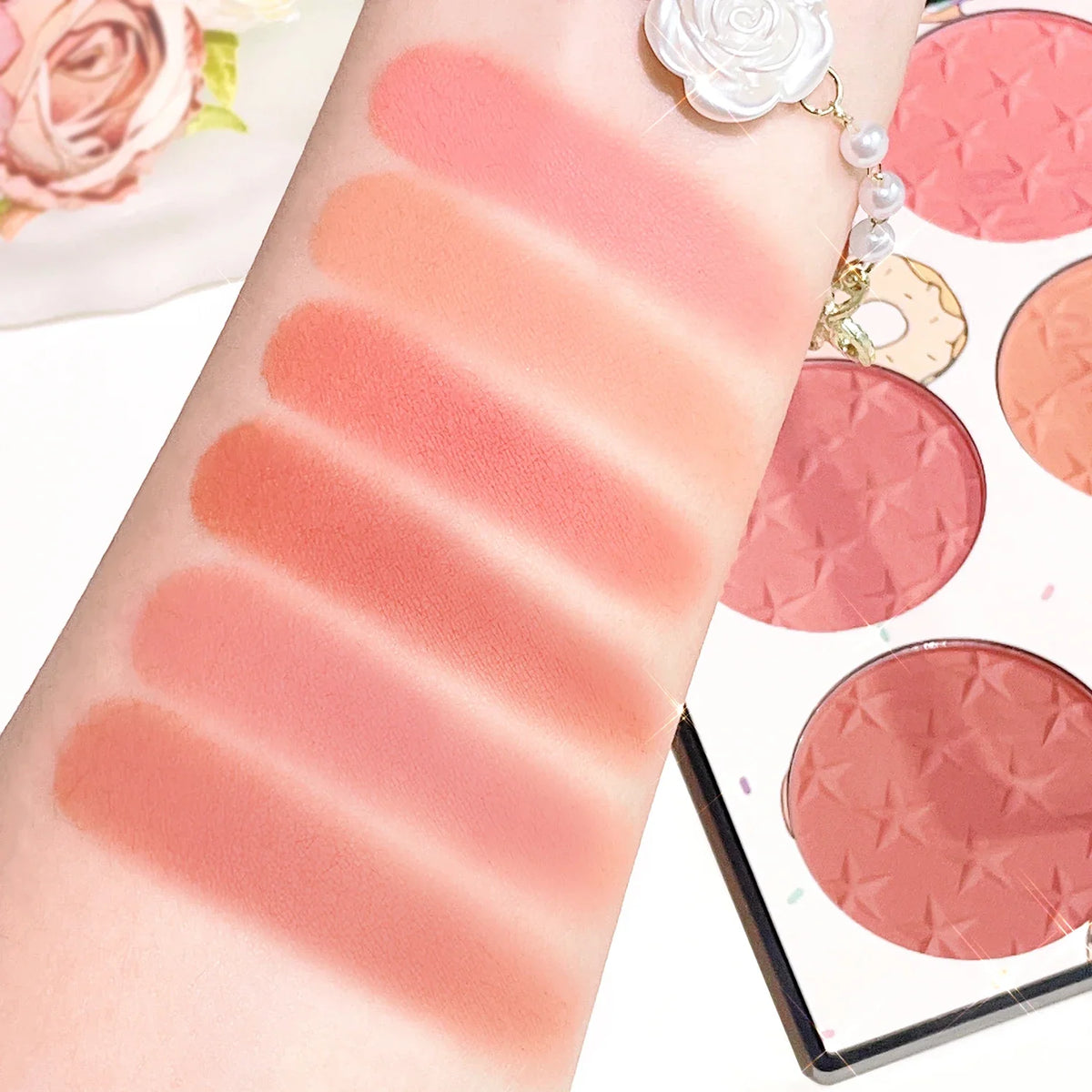 Six-color blush plate girl&