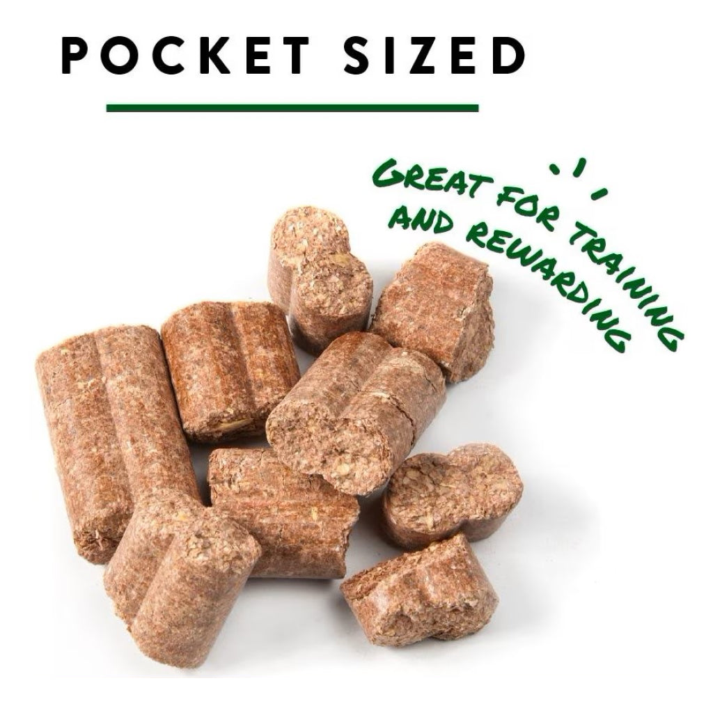Manna Pro Alfalfa &amp; Molasses Bite-Sized Nugget Treats for Horses